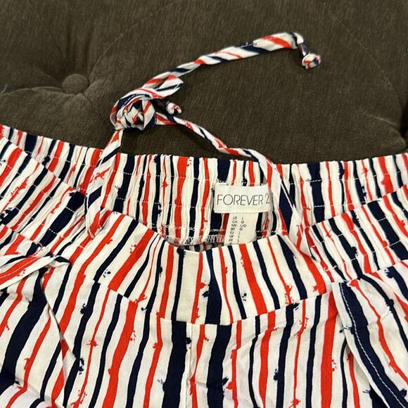 Forever 21 rayon striped shorts size large NWT - Picture 2 of 3
